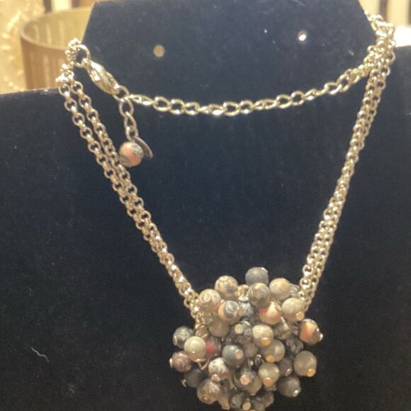 Set of Two Necklace in Greytones and Silvertone - Picture 6 of 9